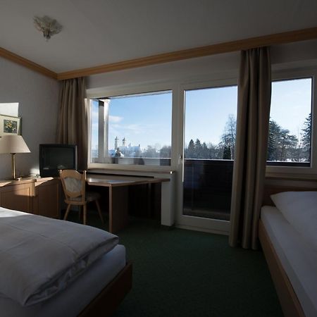 Hotel St. Ulrich Garni اوتوبيرن الغرفة الصورة