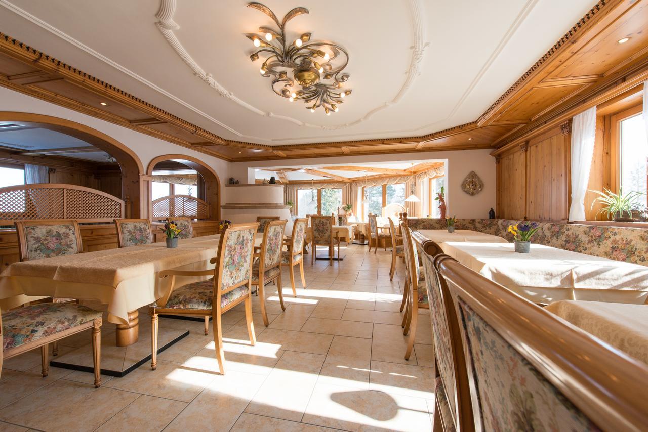 Hotel St. Ulrich Garni اوتوبيرن المظهر الخارجي الصورة